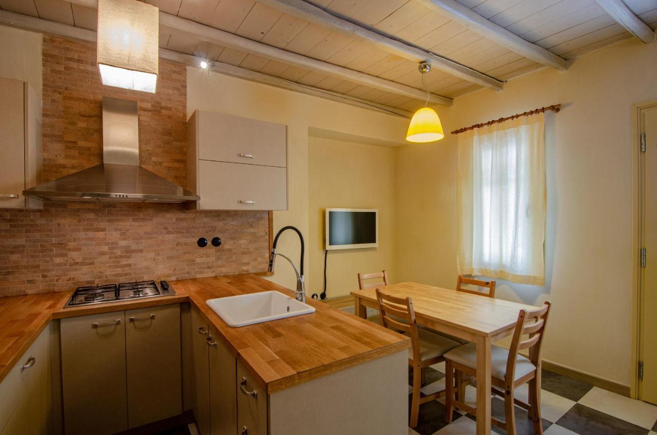 Myyellowhome Ermoupoli Luaran gambar