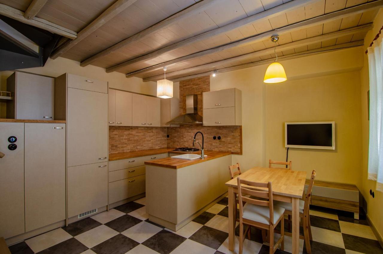 Myyellowhome Ermoupoli Luaran gambar